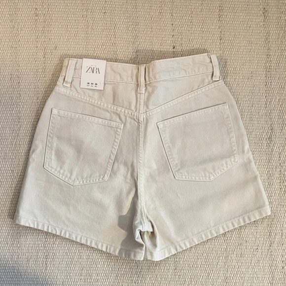 Zara Women's Beige Jean Shorts - Picture 3 of 5